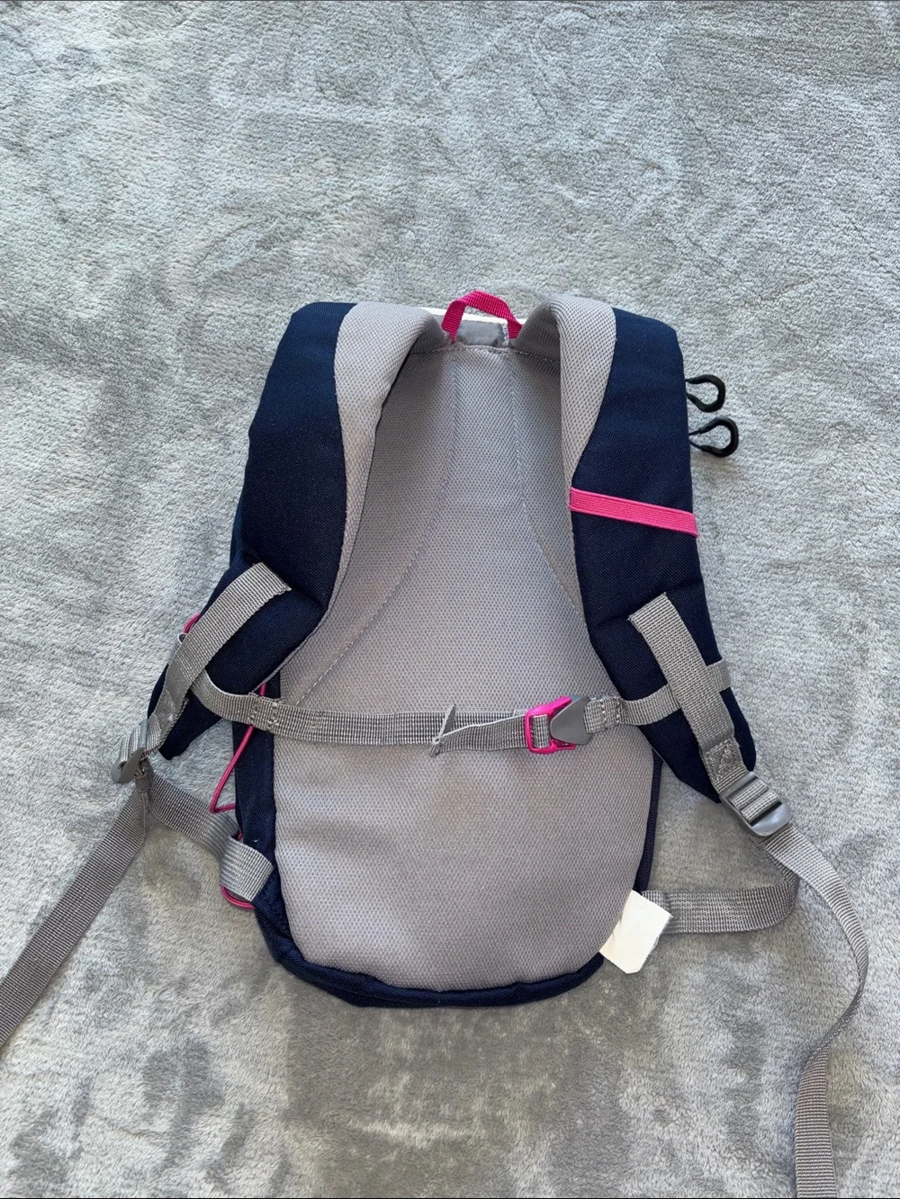 Quechua 10L kids navy pink backpack - Picture 5 of 9